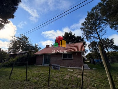 Exclusiva casa en Barrio Parque Pinares de 2 dormitorios a estrenar