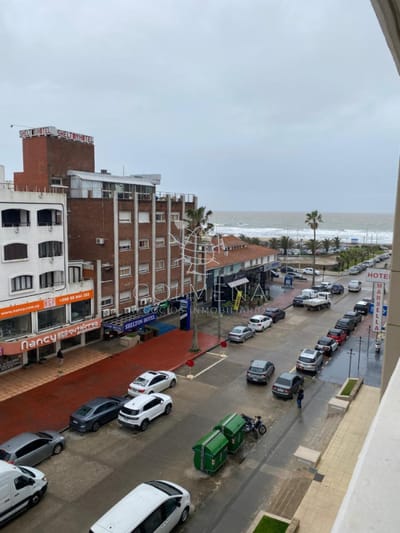 Apartamento en venta  Torre Gattas 4º piso vista playa brava y mansa