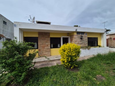 IMPECABLE CASA A METROS DEL MAR