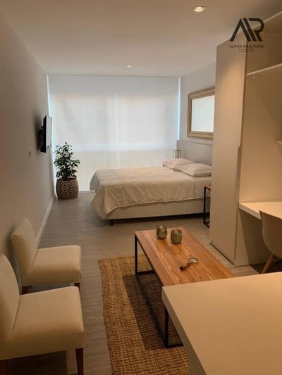 VENTA MONOAMBIENTE EN BARRIO SUR, A POCOS MTS DE LA RAMBLA!