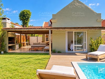 Casa en La Barra con piscina muy bien ubicada a 400 mts del mar