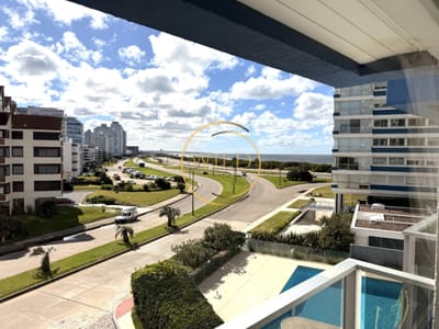 Brava parada 4 apartamento 3 dormitorios en suite mas dependencia alquiler