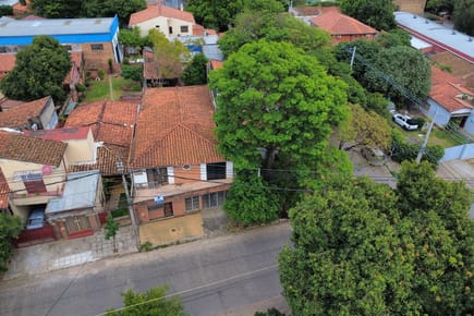 VENDO Residencia , San Vicente,  a refaccionar