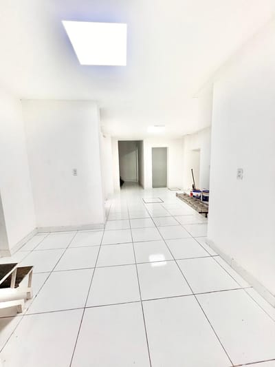 En Alquiler Showroom en Esquina - Zona Mall Excélsior - Centro de Asunción - A565