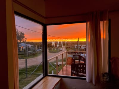 Casa dos dormitorios Exelente vista al atardecer