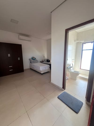 EN ALQULER Casa amoblada en Surubi'i