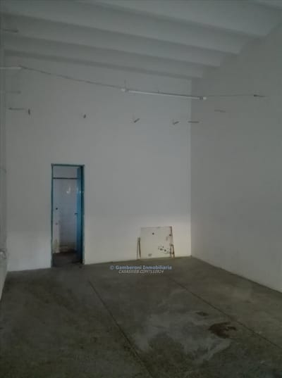 Local comercial en alquiler a metros de Av, Garzón
