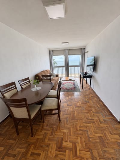 APARTAMENTO DE 2 DORMITORIOS FRENTE AL MAR – RAMBLA DE POCITOS