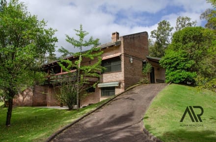 Venta Casa 2 dormitorios, 2 baños, gran terreno en Bella Vista