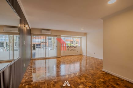 Venta apartamento 3 dormitorios en Punta Carretas terraza, patio, garaje