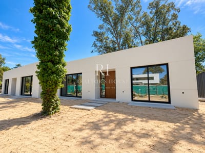CASA A ESTRENAR EN BARRIO CANTEGRIL PUNTA DEL ESTE