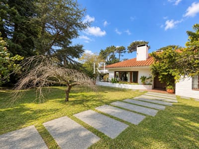 SOBRE AV. CÓRDOBA ESPECTACULAR CASA IDEAL PARA CLÍNICA