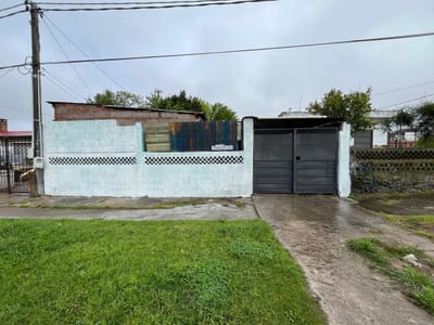 ALQUILER CASA 3 DORMITORIOS, GARAJE EN MALVÍN NORTE