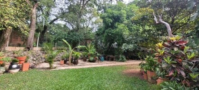 EN VENTA | Casa de 6 Dormitorios con Fábrica sobre 6.556 m² en Areguá
