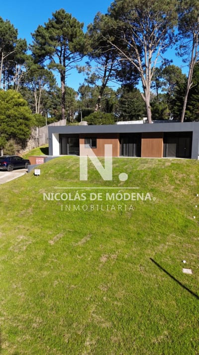 Venta casa en Club del lago Punta Ballena, Punta del Este