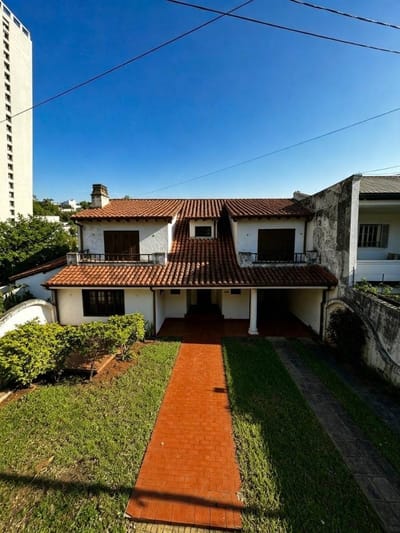 EN VENTA | Casa de 3 Dormitorios sobre 667 m² en Av. Guido Boggiani