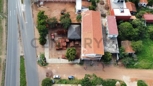 EN VENTA | Propiedad de 8 Dormitorios sobre 1.143 m² en Esquina de Ruta PY03 en Limpio