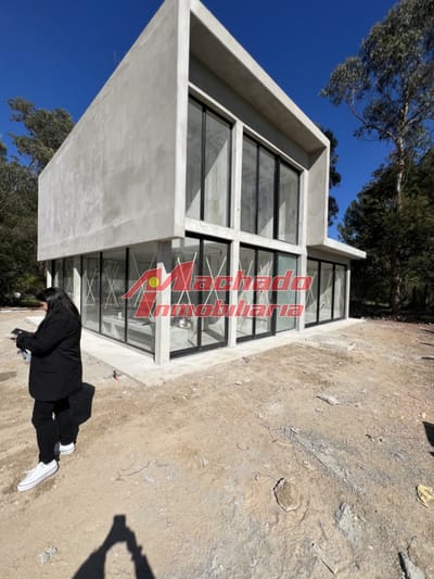 Moderna Casa en doble altura, a estrenar, 3 dormitorios. en Ocean Park