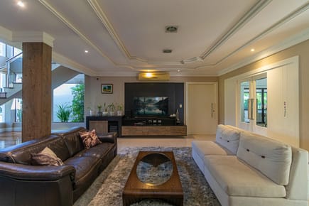EN VENTA | Casa de 3 Dormitorios en Suite con Piscina en Paraná Country Club