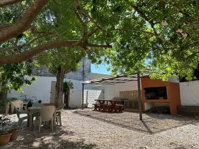 INVERSIÓN EXCEPCIONAL VENTA LLAVE COMERCIAL: Apart Hotel en Piriápolis con 10 Unidades, Ubicación Premium y Alta Rentabilidad Asegurada