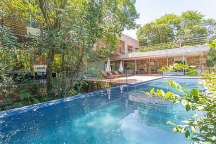 Casa Moderna con Piscina y Vistas al Lago - Lujo y Naturaleza U$S 670.000780