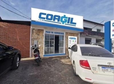 Salon comercial sobre avenida Santa Teresa, Asuncion