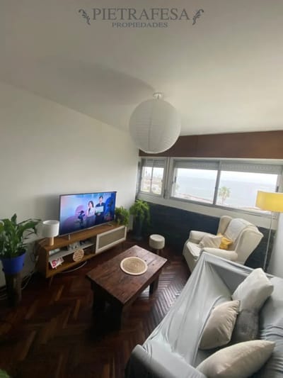 Apartamento en alquiler, 1 dormitorio, 1 baño. Ciudad Vieja.