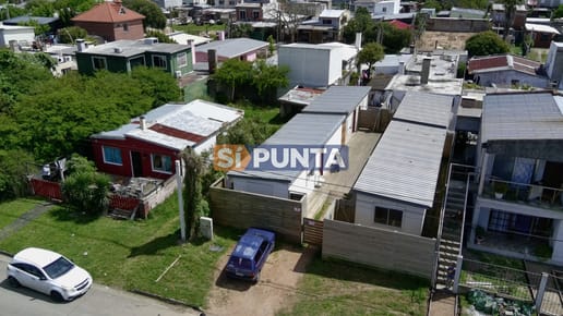 Complejo de 4 apartamentos en venta con renta | La Candelaria, Maldonado