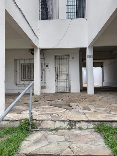 Apartamento a reciclar sobre Propios. Tipo casita.