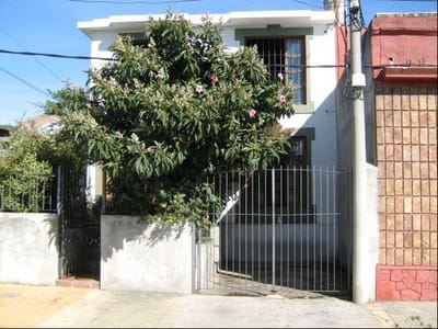 Alquiler Casa de 2 Dormitorios con Cochera en Buceo