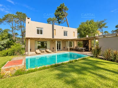 Casa en Laguna Blanca Punta del Este en venta