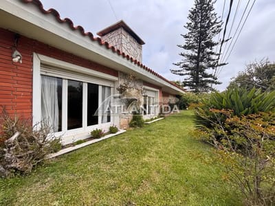 Alquiler Anual En Atlántida: 3 Dormitorios, 2 Baños, Barbacoa Y Apto Al Fondo. Inm Atlántida
