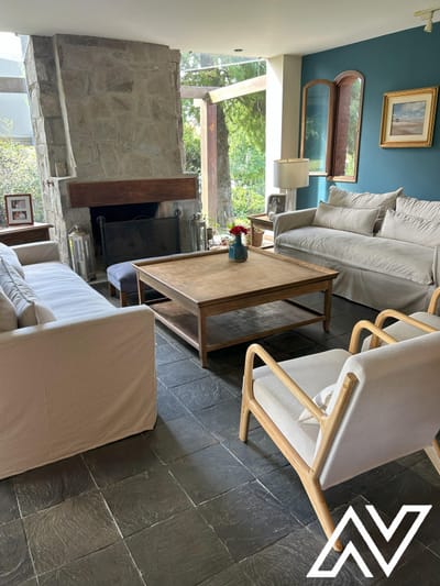 VENTA CASA EN LA TAHONA 4 DORMITORIOS