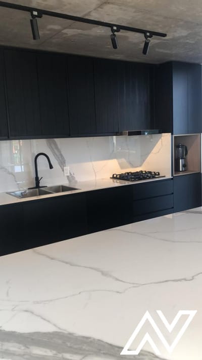 VENTA CASA EN LA TAHONA 3 DORMITORIOS