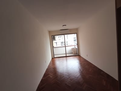 Alquiler Apartamento De 1 Dormitorio Doble Balcón Muy Luminoso En Cordón