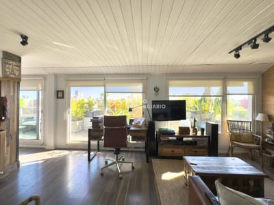 Venta penthouse 1 dormitorio + Terraza con parrillero + garaje -Pocitos