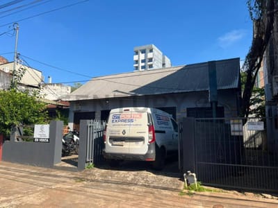 EN VENTA | Casa sobre 323 m² en el Centro de Encarnación