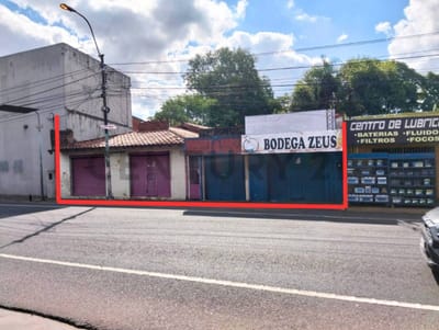 EN VENTA | Casa sobre 400 m² con 16 Metros de Frente en Julia Miranda Cueto