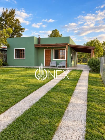 Venta casa tres dormitorios en Pueblo Edèn , Maldonado.