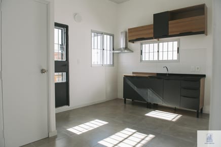 Casa en alquiler en La Teja!!