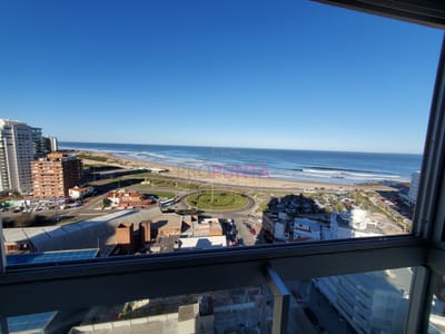 venta apto 3 dorm mas dependencia Mansa y brava  primeras paradas
