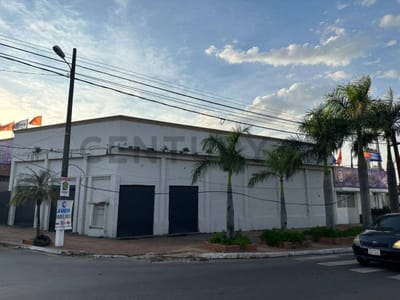 EN VENTA | Propiedad en Esquina Frente a la Municipalidad de Lambaré