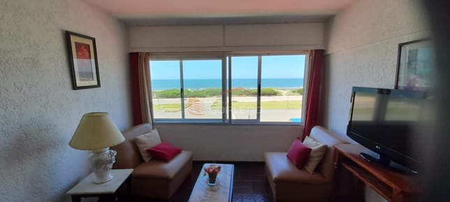 Venta  y Alquiler de temporada de Apartamento en 1era línea Brava, 1 dormitorio y medio