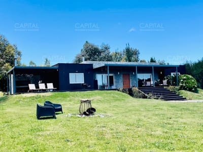 Casa en barrio cerrado Pueblo Mio en Manantiales