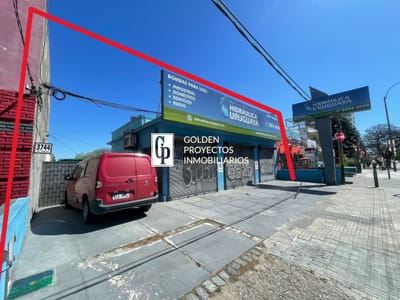 Terreno en Venta 15m de Frente en Buceo