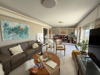 Penthouse en venta de dos dormitorios en Rambla Punta Carretas