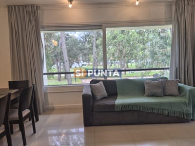 Oportunidad en complejo Solanas