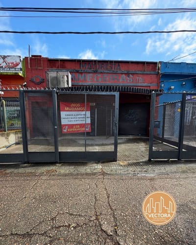 SE ALQUILA GRAN LOCAL COMERCIAL EN LA TEJA / SOBRE AVENIDA / CON MAS DE 300 M2