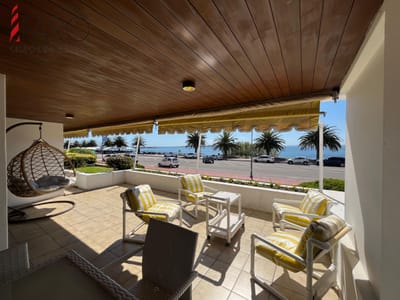 Apartamento en planta baja frente al Puerto de Punta del Este - ¡Con jardín propio!
