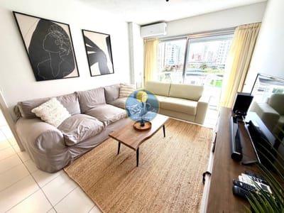 apartamento en venta en brava,  2 dormitorios 2 baños,  y dependencia de servicio